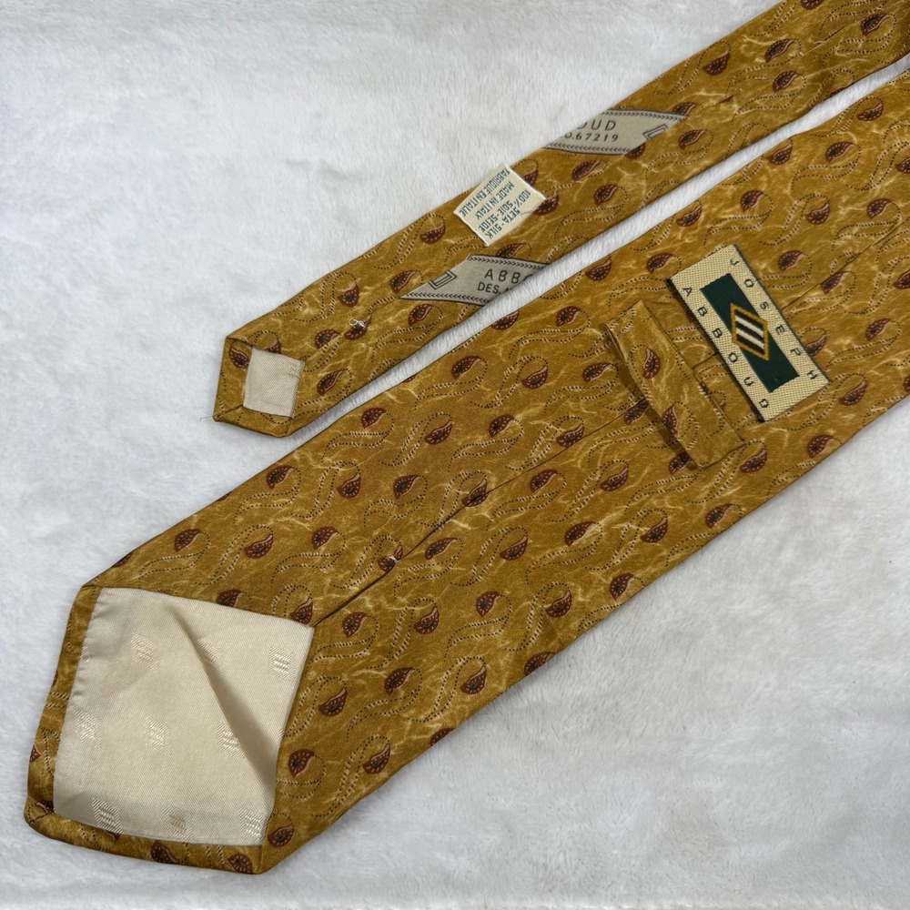 Joseph Abboud Mens Silk Tie Gold Mustard Yellow Paisley Made in Italy